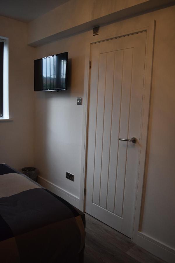 Airport Padzzz Apartment Wythenshawe Luaran gambar