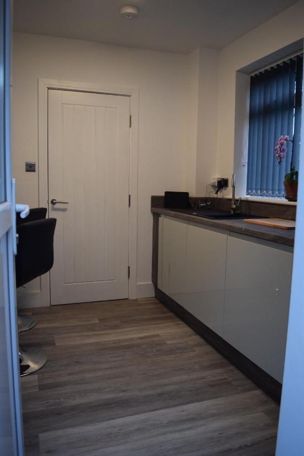 Airport Padzzz Apartment Wythenshawe Luaran gambar
