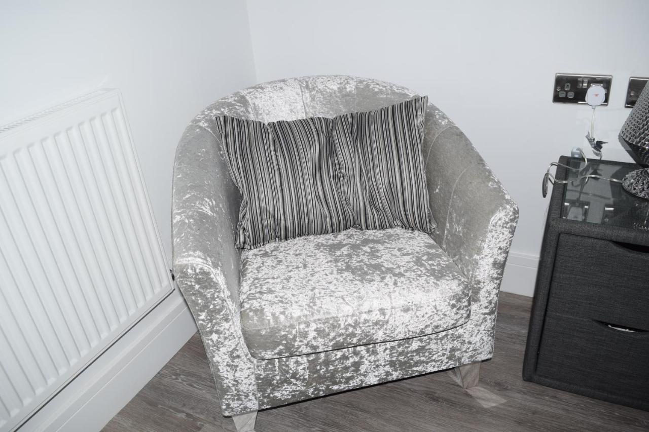 Airport Padzzz Apartment Wythenshawe Luaran gambar